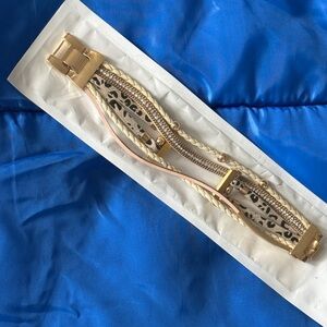 Wonmille Posh Leather women’s multi-band cheetah with gold band for Fitbit Versa